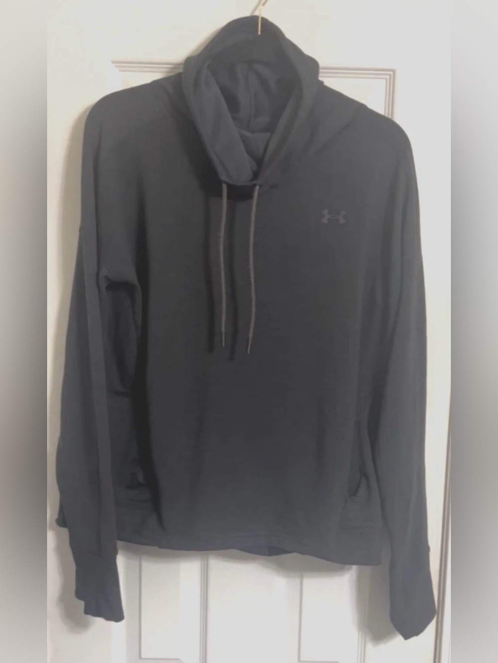 Under Armour Women’s Size L Charcoal Gray Cowl Neck Soft Pullover